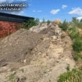 Partifecskék költőhelyét tette tönkre a munkagépével a férfi